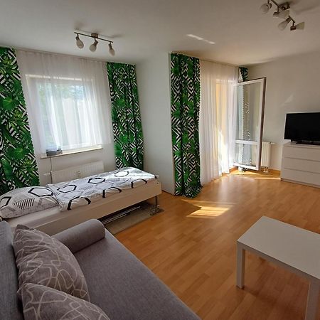 Schoene Ferienwohnung. Naehe Playmobil Und Messe Nbg Фюрт Екстер'єр фото